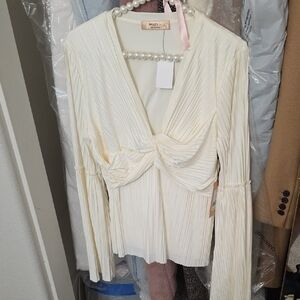 Bailey 44 Ivory Pleated Top